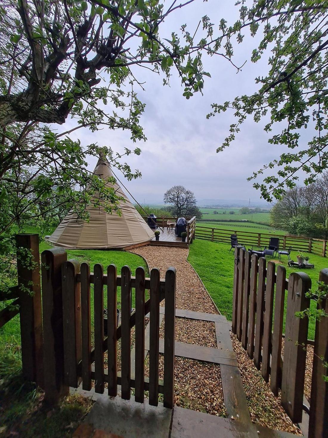 Burtree House & Retreats Tipi With Secluded Hot Tub Hotel Thirkleby Luaran gambar