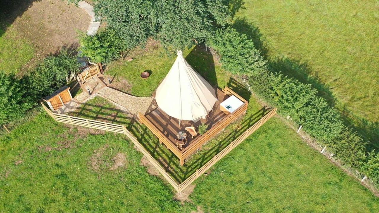 Burtree House & Retreats Tipi With Secluded Hot Tub Hotel Thirkleby Luaran gambar